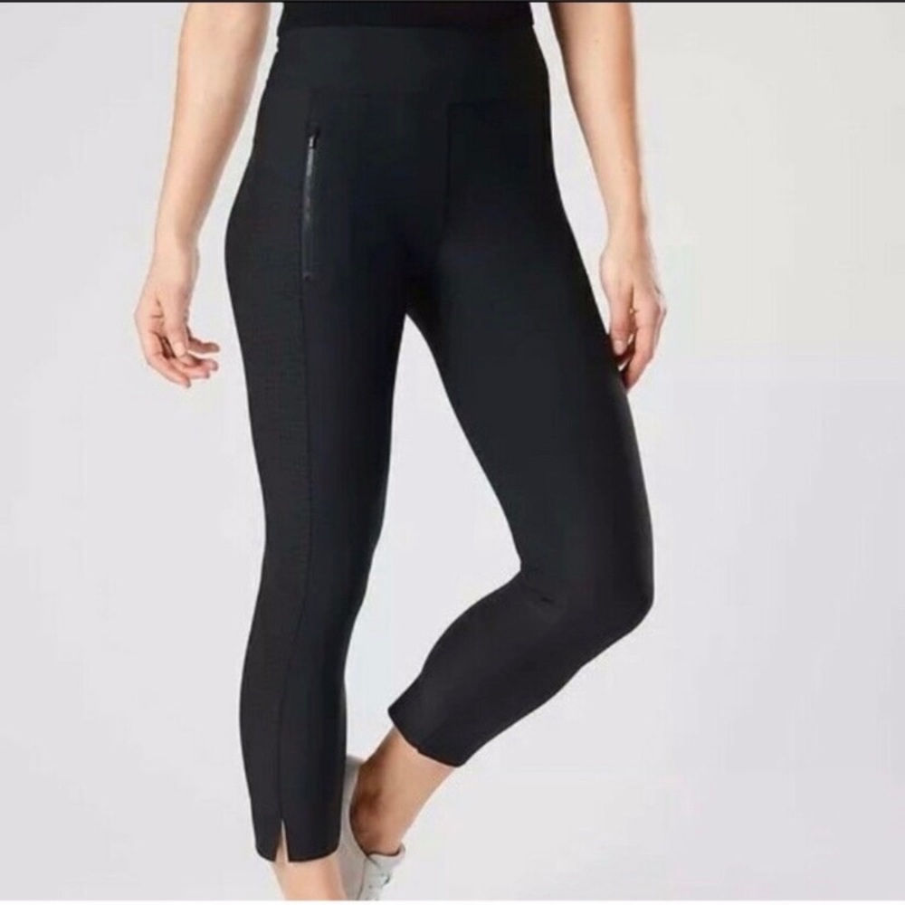 Athleta Stellar Crop Pants size M Black